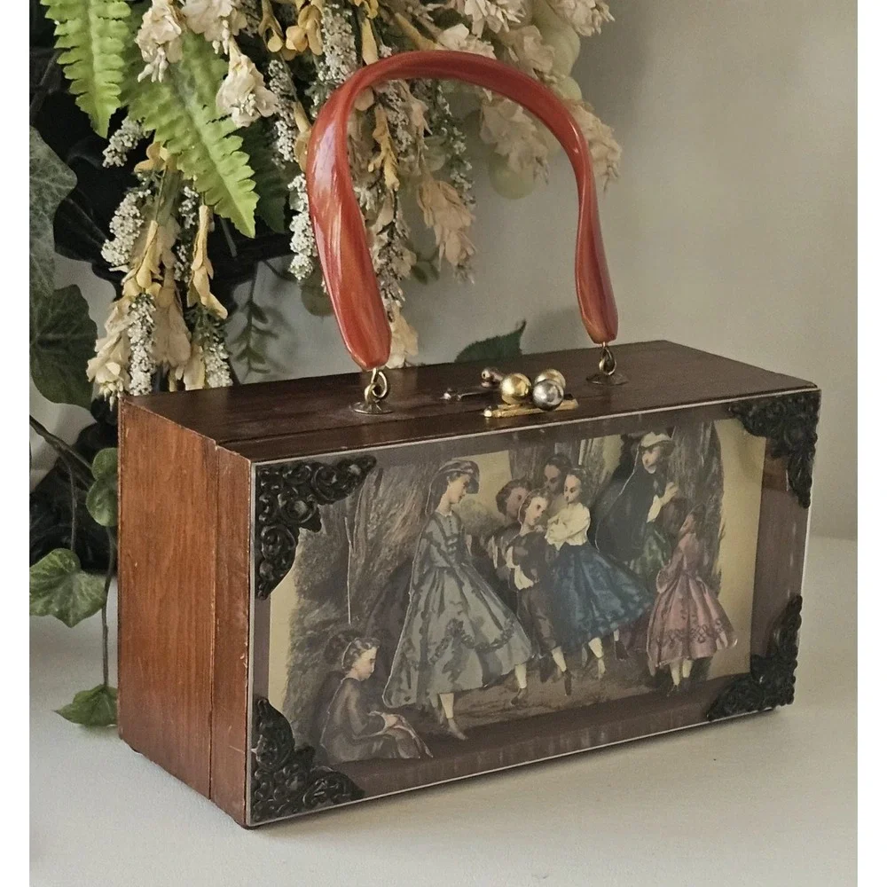 Vintage Wooden 3D  Decoupage Decorative Keepsake Box Purse 1960s/70's